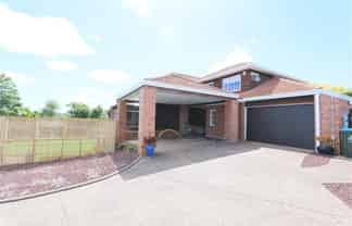 15 Kingshaven Close, Lynfield