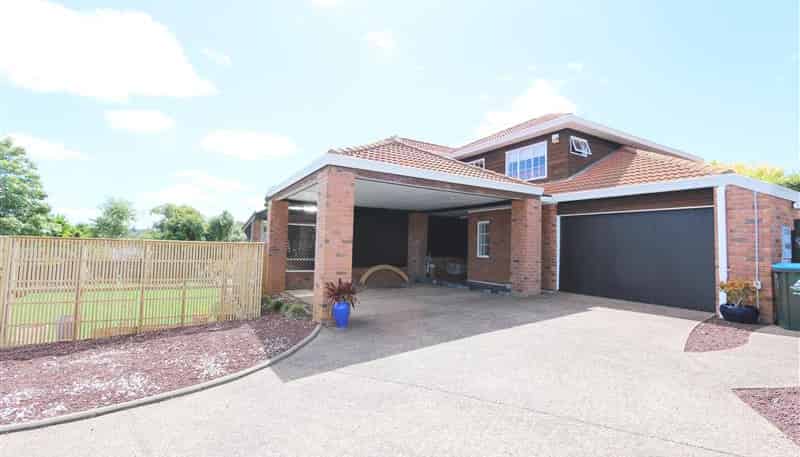 15 Kingshaven Close, Lynfield