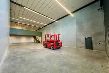 Brand-New Versatile Workspaces in Morningside