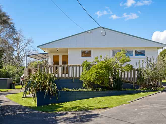46 Lowtherhurst Road, Massey