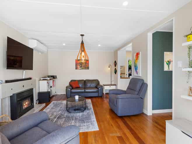 61 Coast Road, Wainuiomata