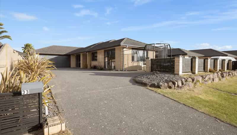33 Golden Sands Drive, Papamoa