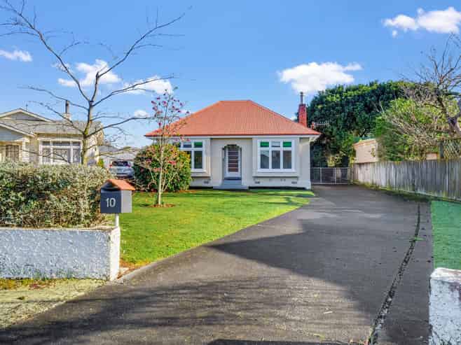 10 Marama Crescent, Palmerston North Central