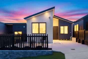 18 Mahinga Kai Road, Orewa