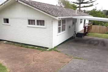 7 Alexander Avenue, Torbay