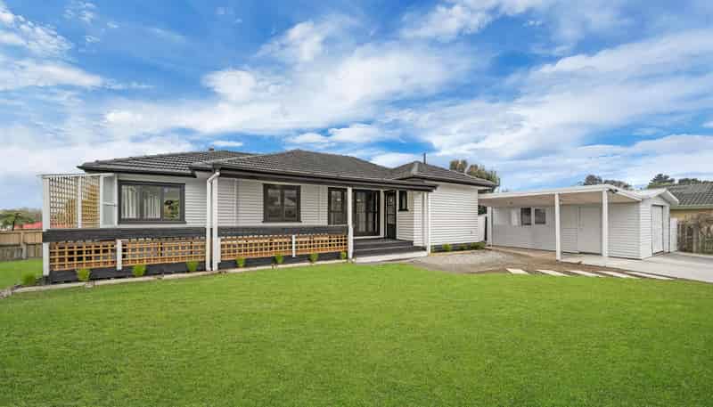 76 Old Wairoa Road, Papakura