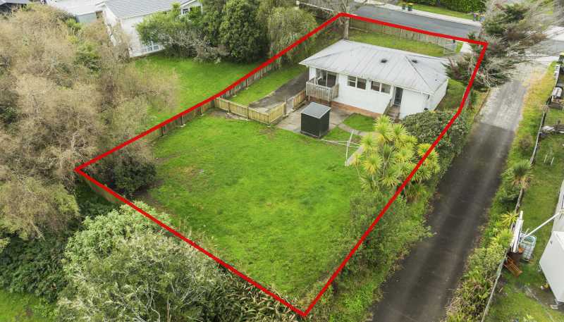 20 Gill Avenue, Te Atatu Peninsula
