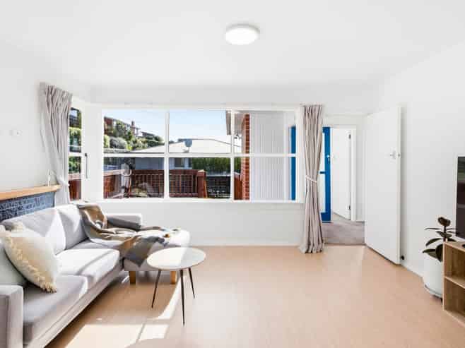 5 Crosby Street, Mornington