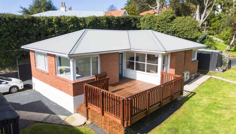 5 Crosby Street, Mornington