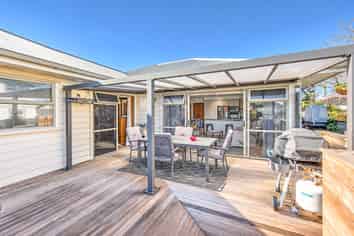 107A Fenton Street, Thames