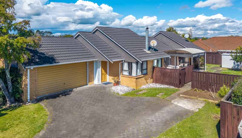 8 Mirabell Place, Golflands