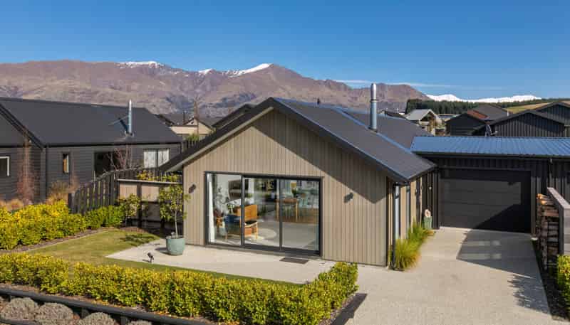 7A Bonspiel Road, Wanaka