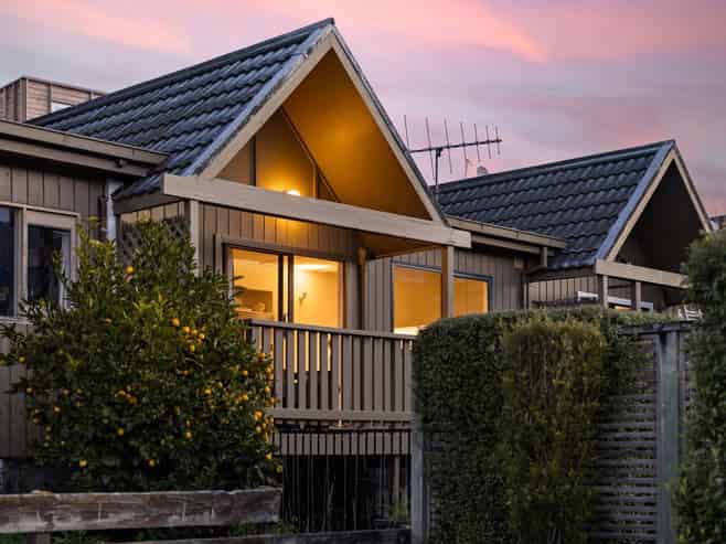 556B Peninsula Road, Kelvin Heights