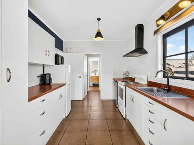 6 Cambridge Street, Putaruru