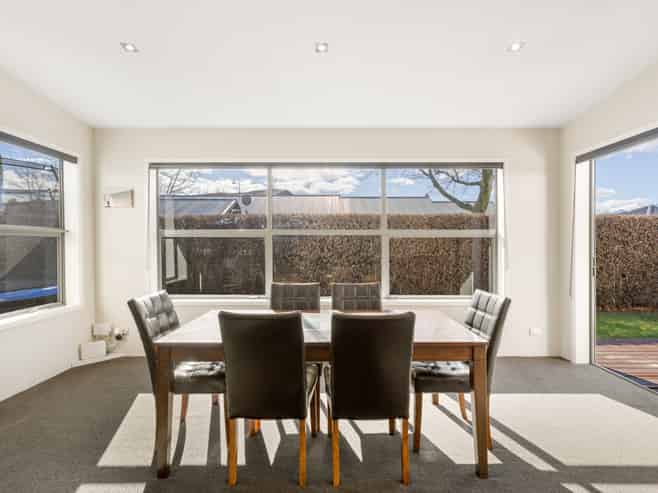 9 Haddows Place, Lake Hayes Estate