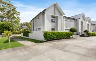 9A Blake Greens, Silverdale