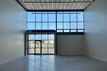 Brand-New Versatile Workspaces in Morningside