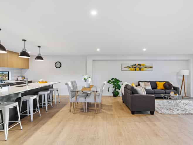 11 Fitzherbert Avenue, West Harbour