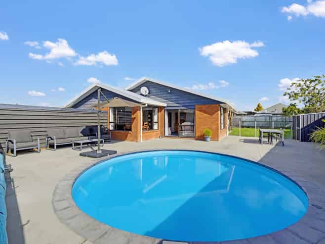 7 Ascot Place, Netherby