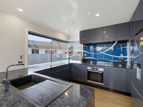 7 Ascot Place, Netherby