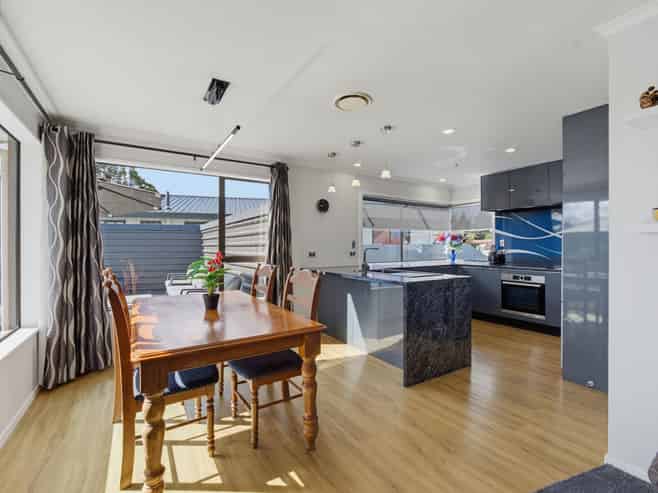 7 Ascot Place, Netherby
