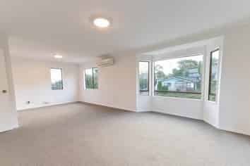 25 Aiken, Saint Johns Hill