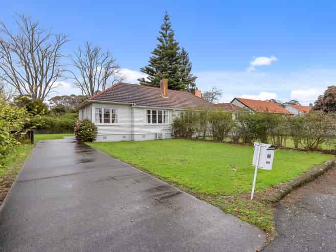 64 Jellicoe Drive, Hamilton East