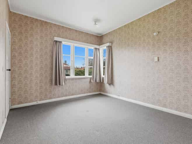 64 Jellicoe Drive, Hamilton East