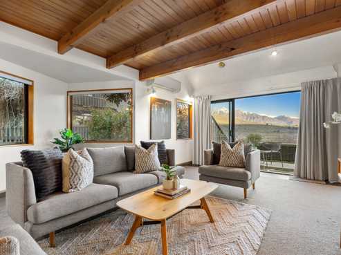 23/67 Goldfield Heights, Queenstown Hill