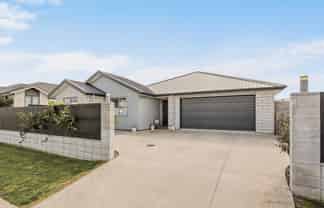 143 Te Okuroa Drive, Papamoa