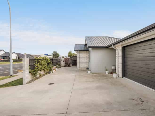 143 Te Okuroa Drive, Papamoa