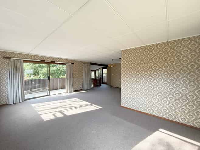 82 Marina Terrace, Kinloch