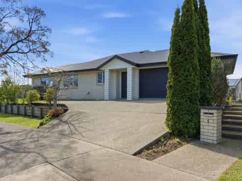 1 Puketutu Grove, Motueka