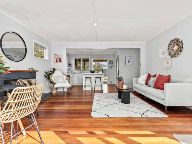 2 Coleman Street, Paraparaumu