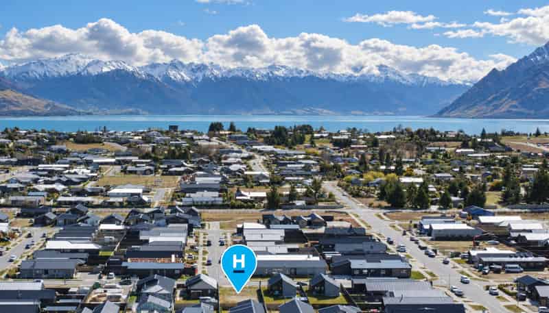 10 Barton Street, Lake Hawea