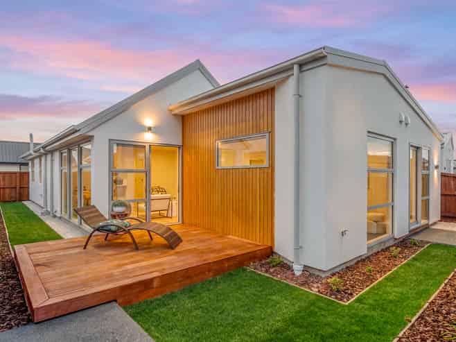 2/44 Cranford Street, Saint Albans