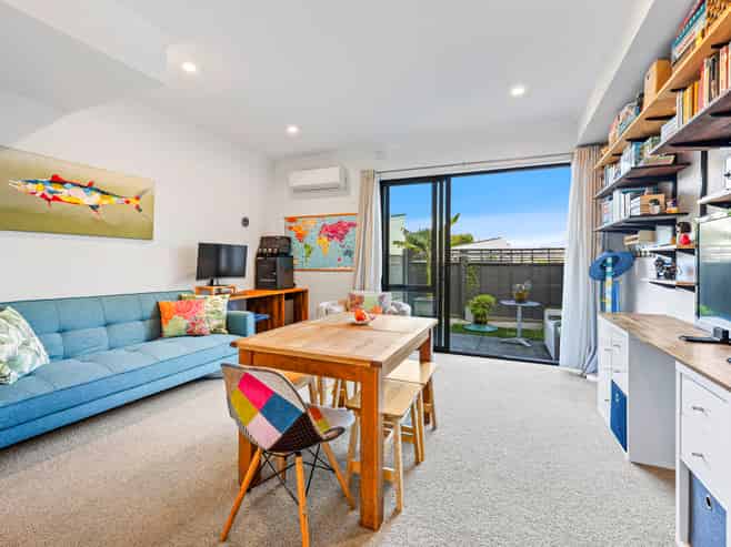 29 De Havilland Road, Hobsonville