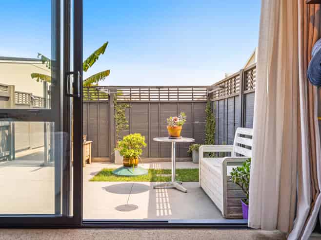 29 De Havilland Road, Hobsonville
