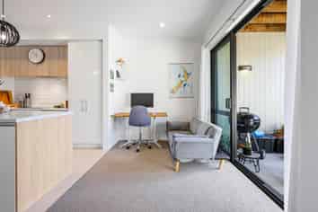 29 De Havilland Road, Hobsonville