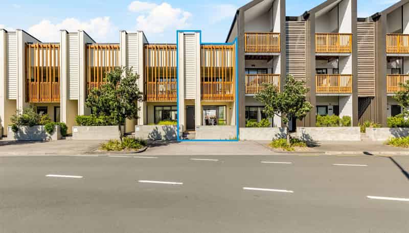 29 De Havilland Road, Hobsonville