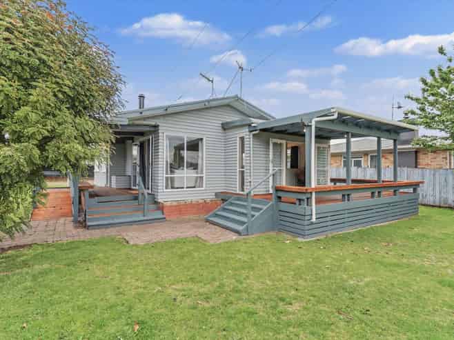 15 Carlisle Street, Greerton