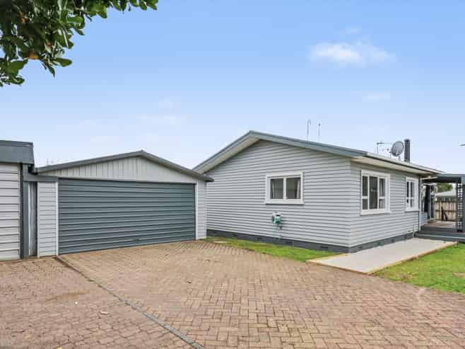 15 Carlisle Street, Greerton