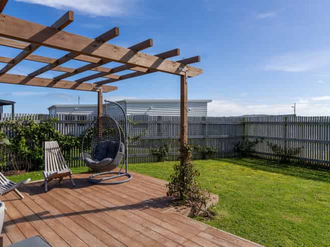 16 Tunarau Street, Raglan