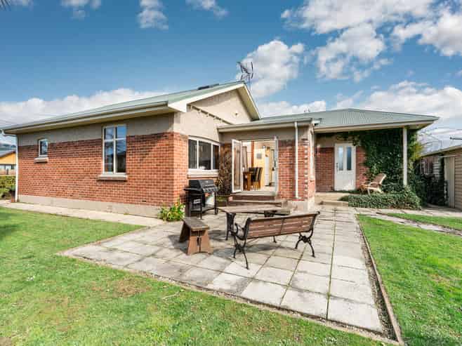 24 Lanark Street, Mosgiel