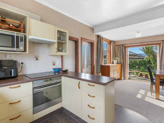 24 Lanark Street, Mosgiel