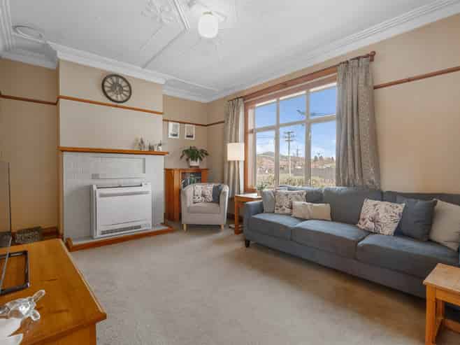 24 Lanark Street, Mosgiel