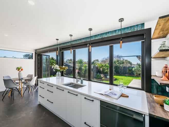 13 Chums Road, Paraparaumu Beach