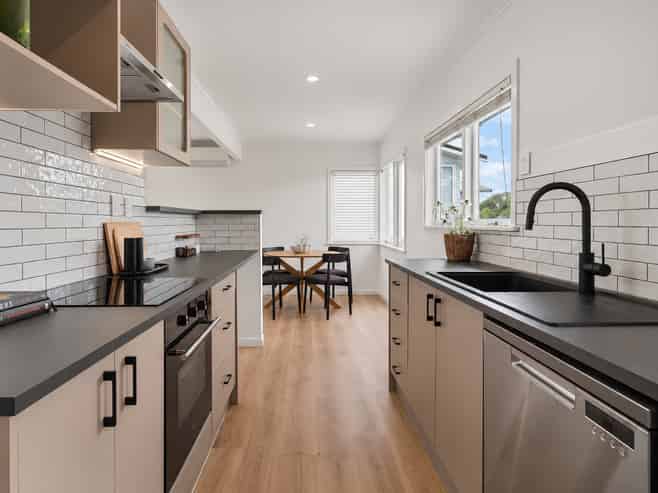 22 Saffron Street, Birkdale