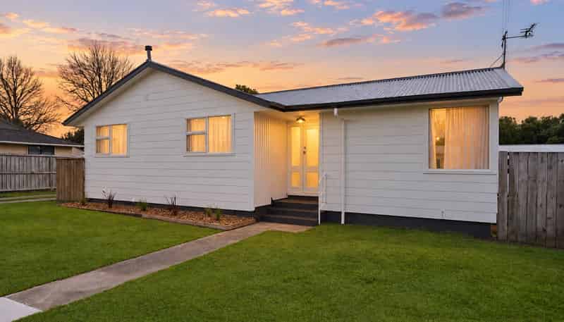 63 Oakfield Crescent, Pukete