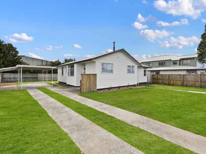 63 Oakfield Crescent, Pukete